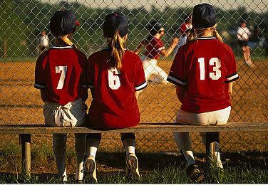 个人开发创意新游《救救卡在体育馆天花板的肌肉男》公开